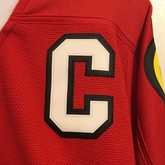 🔥Authentic Chicago Blackhawks Jon Toews Jersey XL